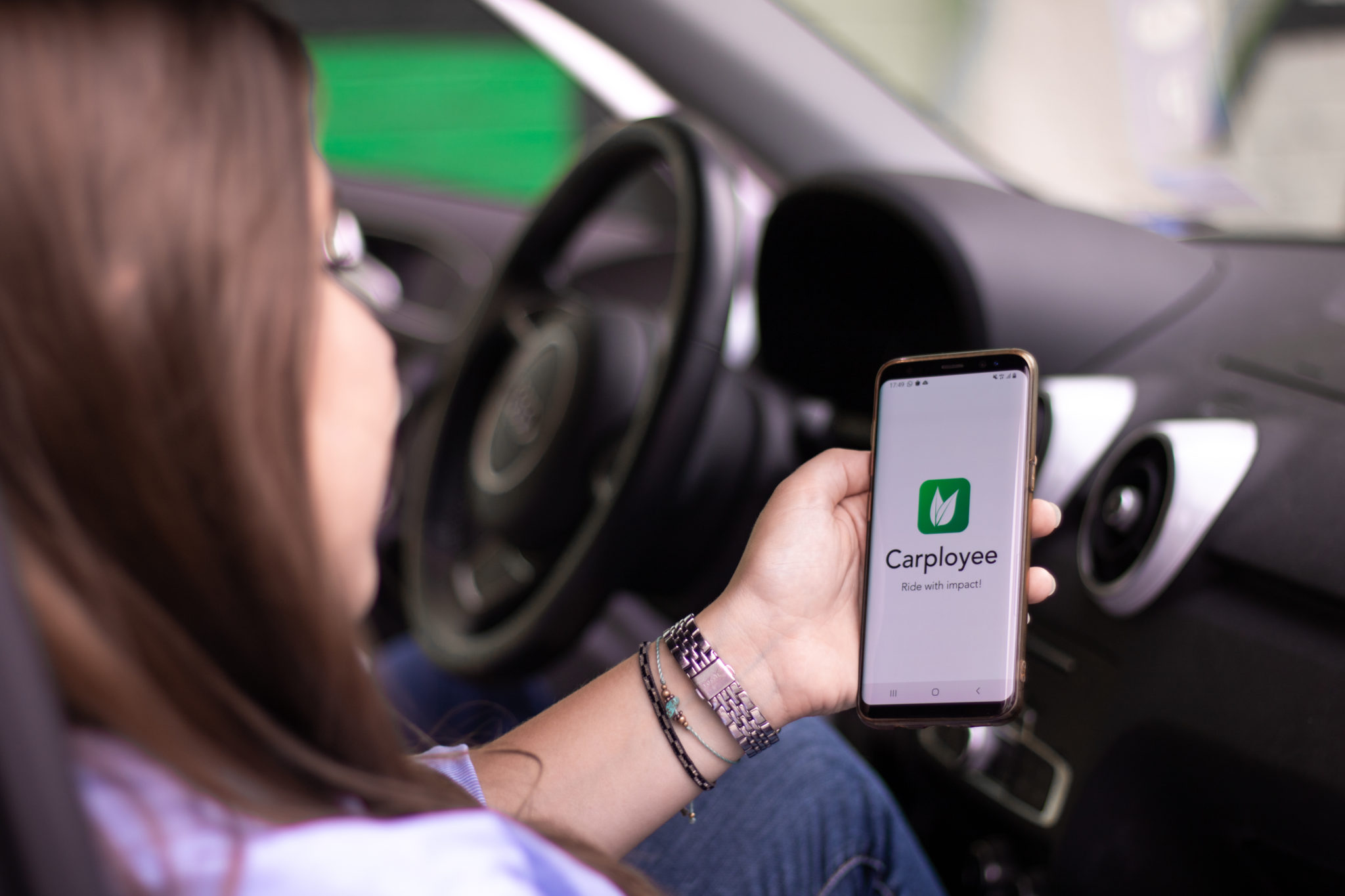Carployee App in Car