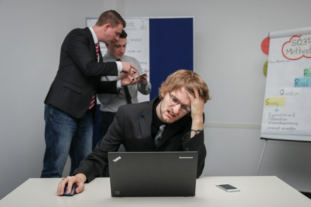 Demotivated workers do not work efficient.